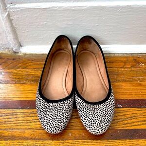 Madewell flats size 7 dotted black white